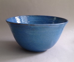 13.75 cup bright blue bowl